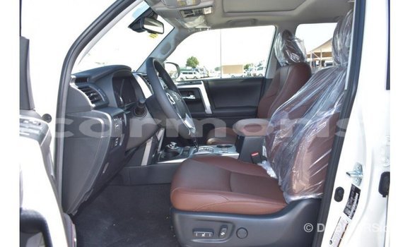 Buy Import Toyota HiAce White Truck in Import - Dubai in Agalega Islands Buy Import Toyota HiAce White Truck in Import - Dubai in Agalega Islands