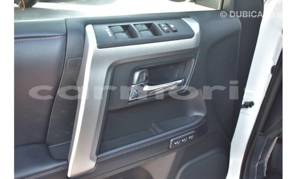 Buy Import Toyota HiAce White Truck in Import - Dubai in Agalega Islands Buy Import Toyota HiAce White Truck in Import - Dubai in Agalega Islands