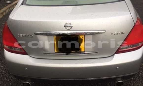 Buy Used Nissan Almera Silver Car in Central Flacq in Flacq