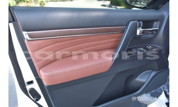 Buy Import Toyota Land Cruiser White Car in Import - Dubai in Agalega Islands Buy Import Toyota Land Cruiser White Car in Import - Dubai in Agalega Islands