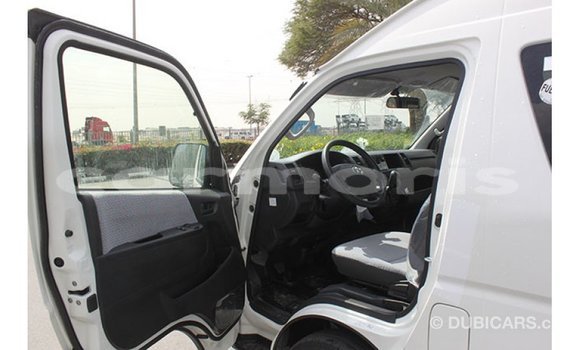 Buy Import Toyota Hiace White Car in Import - Dubai in Agalega Islands Buy Import Toyota Hiace White Car in Import - Dubai in Agalega Islands