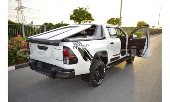 Buy Import Toyota Hilux White Car in Import - Dubai in Agalega Islands Buy Import Toyota Hilux White Car in Import - Dubai in Agalega Islands