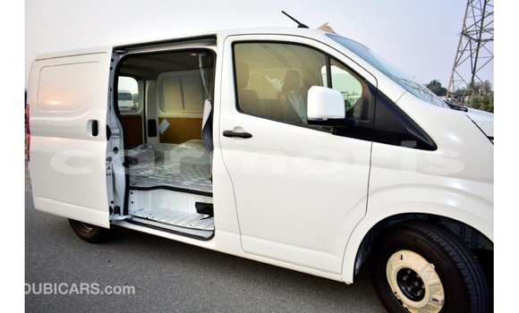 Buy Import Toyota Hiace White Car in Import - Dubai in Agalega Islands Buy Import Toyota Hiace White Car in Import - Dubai in Agalega Islands