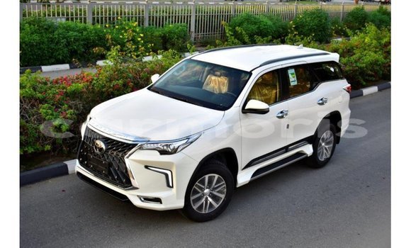Buy Import Toyota Fortuner White Car in Import - Dubai in Agalega Islands Buy Import Toyota Fortuner White Car in Import - Dubai in Agalega Islands