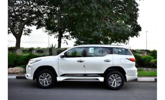 Buy Import Toyota Fortuner White Car in Import - Dubai in Agalega Islands Buy Import Toyota Fortuner White Car in Import - Dubai in Agalega Islands