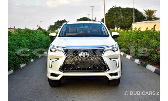 Buy Import Toyota Fortuner White Car in Import - Dubai in Agalega Islands Buy Import Toyota Fortuner White Car in Import - Dubai in Agalega Islands