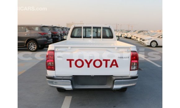 Buy Import Toyota Hilux White Car in Import - Dubai in Agalega Islands Buy Import Toyota Hilux White Car in Import - Dubai in Agalega Islands