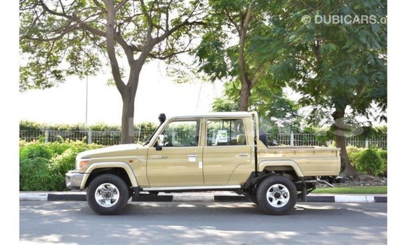 Buy Import Toyota Land Cruiser Beige Car in Import - Dubai in Agalega Islands Buy Import Toyota Land Cruiser Beige Car in Import - Dubai in Agalega Islands
