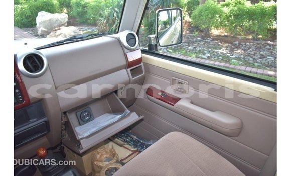 Buy Import Toyota Land Cruiser Beige Car in Import - Dubai in Agalega Islands Buy Import Toyota Land Cruiser Beige Car in Import - Dubai in Agalega Islands