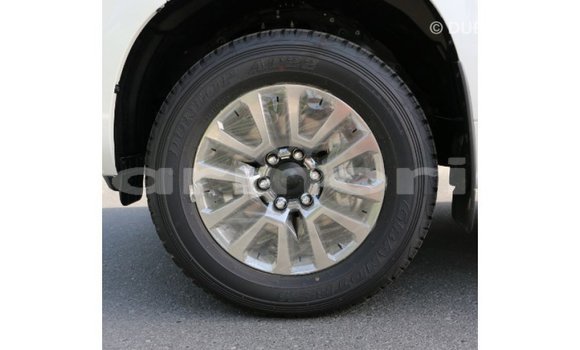 Buy Import Toyota Prado White Car in Import - Dubai in Agalega Islands Buy Import Toyota Prado White Car in Import - Dubai in Agalega Islands