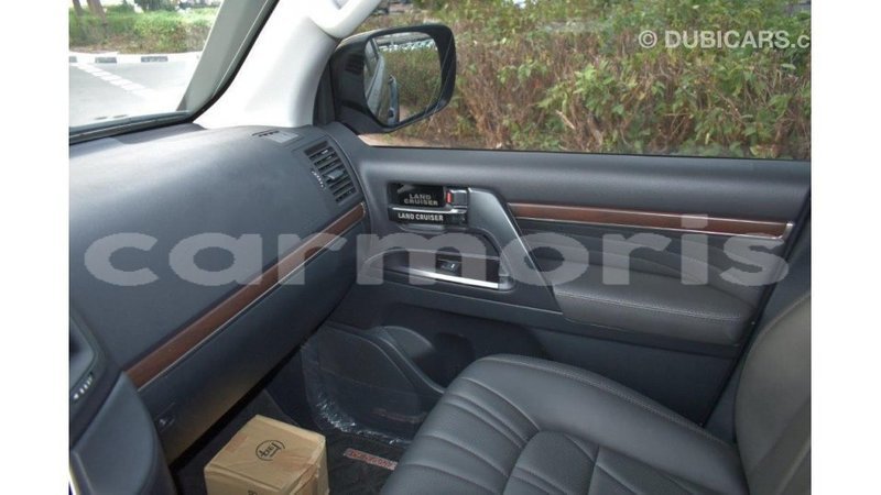 Big with watermark toyota land cruiser agalega islands import dubai 2846