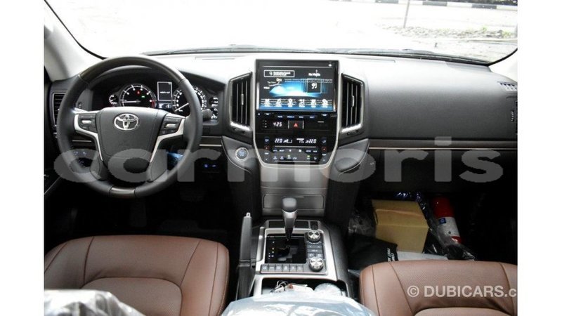 Big with watermark toyota land cruiser agalega islands import dubai 2849