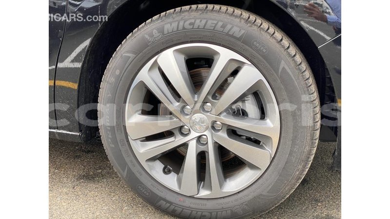 Big with watermark peugeot traveller agalega islands import dubai 2862