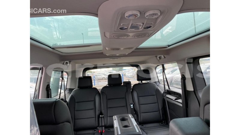 Big with watermark peugeot traveller agalega islands import dubai 2862