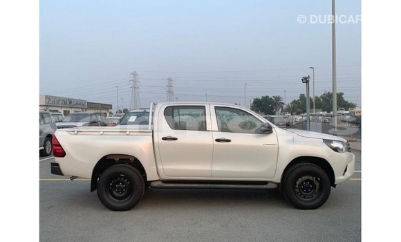 Buy Import Toyota Hilux White Car in Import - Dubai in Agalega Islands Buy Import Toyota Hilux White Car in Import - Dubai in Agalega Islands