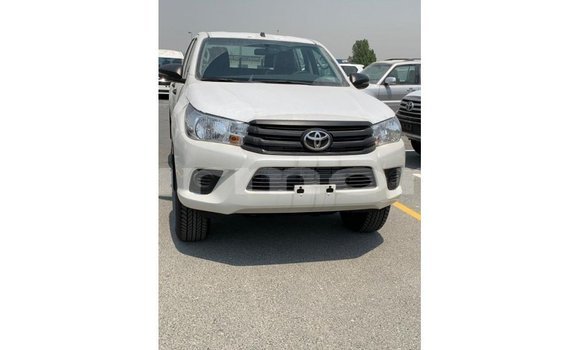 Buy Import Toyota Hilux White Car in Import - Dubai in Agalega Islands Buy Import Toyota Hilux White Car in Import - Dubai in Agalega Islands