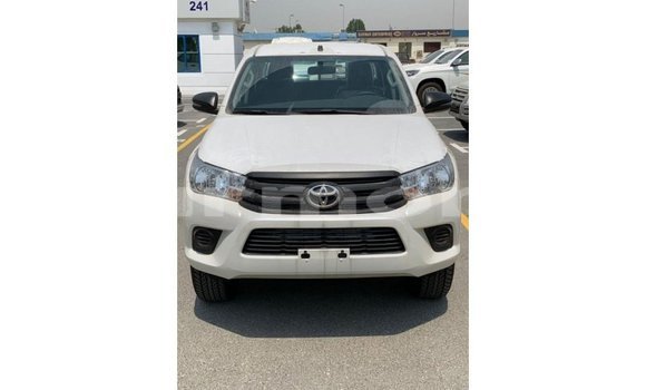 Buy Import Toyota Hilux White Car in Import - Dubai in Agalega Islands Buy Import Toyota Hilux White Car in Import - Dubai in Agalega Islands