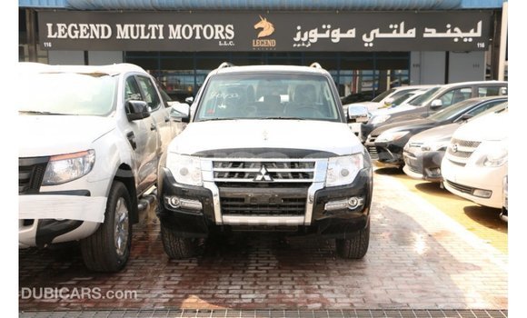 Buy Import Mitsubishi Pajero Black Car in Import - Dubai in Agalega Islands Buy Import Mitsubishi Pajero Black Car in Import - Dubai in Agalega Islands