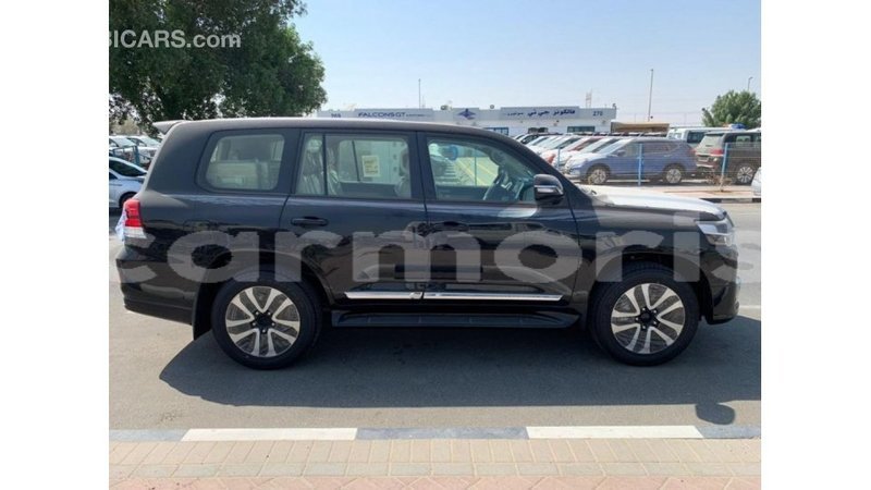 Big with watermark toyota land cruiser agalega islands import dubai 2873