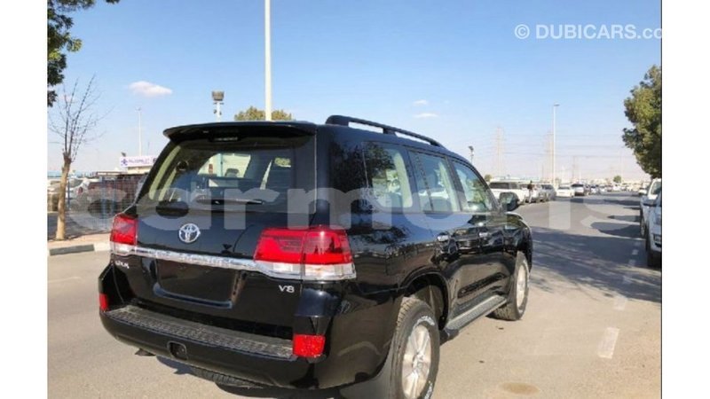 Big with watermark toyota land cruiser agalega islands import dubai 2876