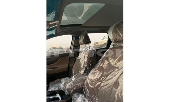 Buy Import Hyundai Santa Fe White Car in Import - Dubai in Agalega Islands Buy Import Hyundai Santa Fe White Car in Import - Dubai in Agalega Islands