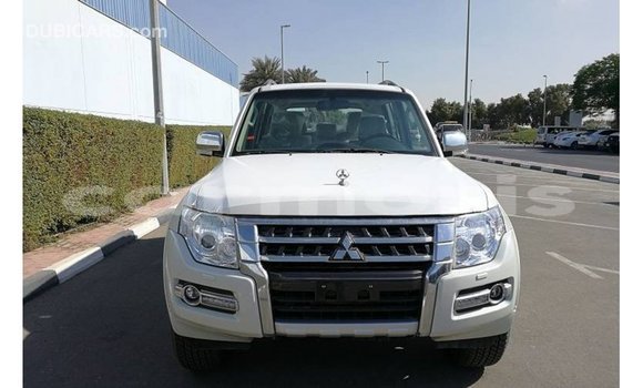 Buy Import Mitsubishi Pajero White Car in Import - Dubai in Agalega Islands Buy Import Mitsubishi Pajero White Car in Import - Dubai in Agalega Islands