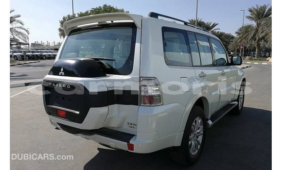 Buy Import Mitsubishi Pajero White Car in Import - Dubai in Agalega Islands Buy Import Mitsubishi Pajero White Car in Import - Dubai in Agalega Islands