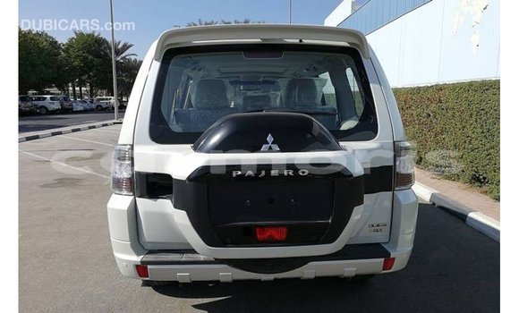 Buy Import Mitsubishi Pajero White Car in Import - Dubai in Agalega Islands Buy Import Mitsubishi Pajero White Car in Import - Dubai in Agalega Islands