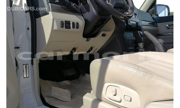 Buy Import Mitsubishi Pajero White Car in Import - Dubai in Agalega Islands Buy Import Mitsubishi Pajero White Car in Import - Dubai in Agalega Islands