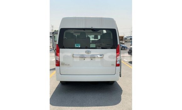 Buy Import Toyota Hiace White Car in Import - Dubai in Agalega Islands Buy Import Toyota Hiace White Car in Import - Dubai in Agalega Islands