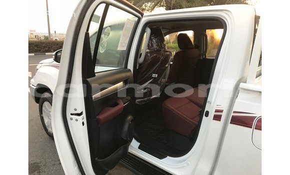 Buy Import Toyota Hilux White Car in Import - Dubai in Agalega Islands Buy Import Toyota Hilux White Car in Import - Dubai in Agalega Islands