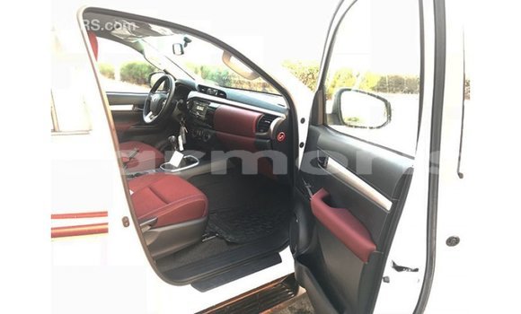 Buy Import Toyota Hilux White Car in Import - Dubai in Agalega Islands Buy Import Toyota Hilux White Car in Import - Dubai in Agalega Islands