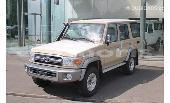 Buy Import Toyota Land Cruiser Beige Car in Import - Dubai in Agalega Islands Buy Import Toyota Land Cruiser Beige Car in Import - Dubai in Agalega Islands