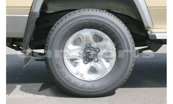 Buy Import Toyota Land Cruiser Beige Car in Import - Dubai in Agalega Islands Buy Import Toyota Land Cruiser Beige Car in Import - Dubai in Agalega Islands