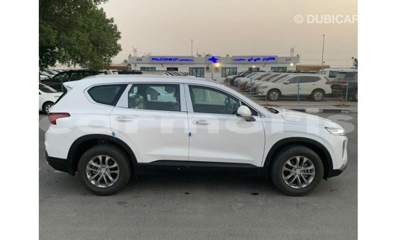 Acheter Import Voiture Hyundai Santa Fe Blanc à Import - Dubai, Îles Agalega Acheter Import Voiture Hyundai Santa Fe Blanc à Import - Dubai, Îles Agalega