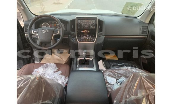 Acheter Import Voiture Toyota Land Cruiser Noir à Import - Dubai, Îles Agalega Acheter Import Voiture Toyota Land Cruiser Noir à Import - Dubai, Îles Agalega