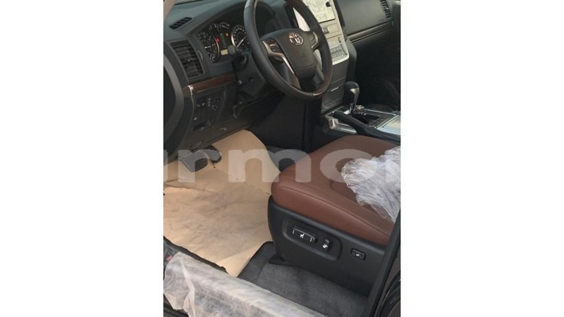 Big with watermark toyota land cruiser agalega islands import dubai 2886