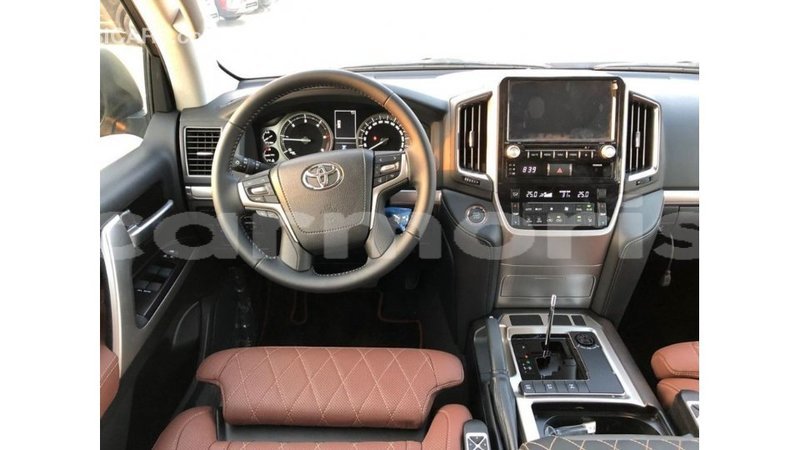 Big with watermark toyota land cruiser agalega islands import dubai 2887