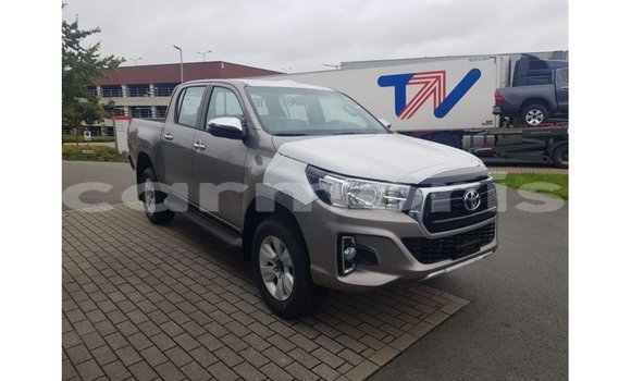 Buy Import Toyota Hilux Brown Car in Import - Dubai in Agalega Islands Buy Import Toyota Hilux Brown Car in Import - Dubai in Agalega Islands