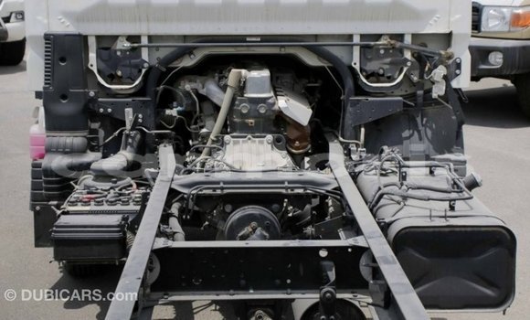 Buy Import Mitsubishi Carisma White Car in Import - Dubai in Agalega Islands Buy Import Mitsubishi Carisma White Car in Import - Dubai in Agalega Islands