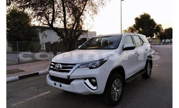 Buy Import Toyota Fortuner White Car in Import - Dubai in Agalega Islands Buy Import Toyota Fortuner White Car in Import - Dubai in Agalega Islands