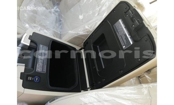 Buy Import Toyota Land Cruiser White Car in Import - Dubai in Agalega Islands Buy Import Toyota Land Cruiser White Car in Import - Dubai in Agalega Islands