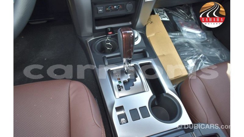 Big with watermark toyota hiace agalega islands import dubai 2918