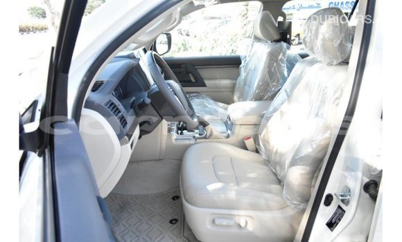 Buy Import Toyota Land Cruiser White Car in Import - Dubai in Agalega Islands Buy Import Toyota Land Cruiser White Car in Import - Dubai in Agalega Islands