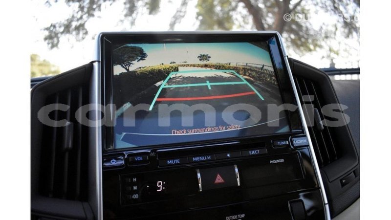 Big with watermark toyota land cruiser agalega islands import dubai 2921