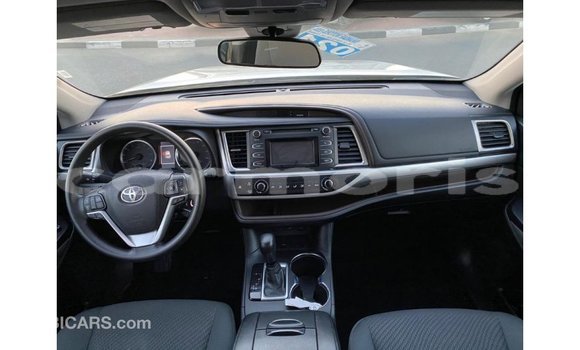 Buy Import Toyota Highlander Other Car in Import - Dubai in Agalega Islands Buy Import Toyota Highlander Other Car in Import - Dubai in Agalega Islands