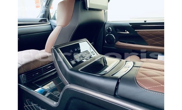 Acheter Import Voiture Lexus LX Noir à Import - Dubai, Îles Agalega Acheter Import Voiture Lexus LX Noir à Import - Dubai, Îles Agalega