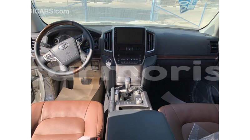 Big with watermark toyota land cruiser agalega islands import dubai 2926