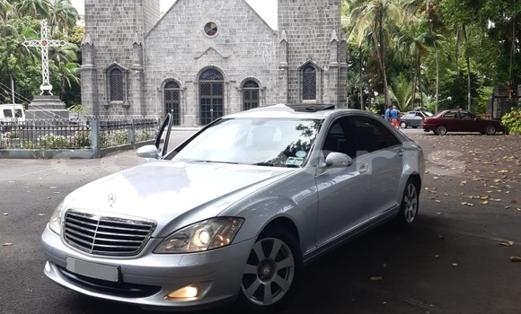 Buy Used Mercedes-Benz S–Class Silver Car in Bel Air in Flacq Buy Used Mercedes-Benz S–Class Silver Car in Bel Air in Flacq