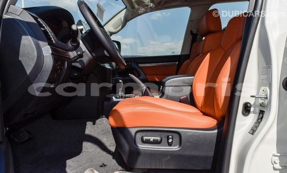 Buy Import Toyota Land Cruiser White Car in Import - Dubai in Agalega Islands Buy Import Toyota Land Cruiser White Car in Import - Dubai in Agalega Islands